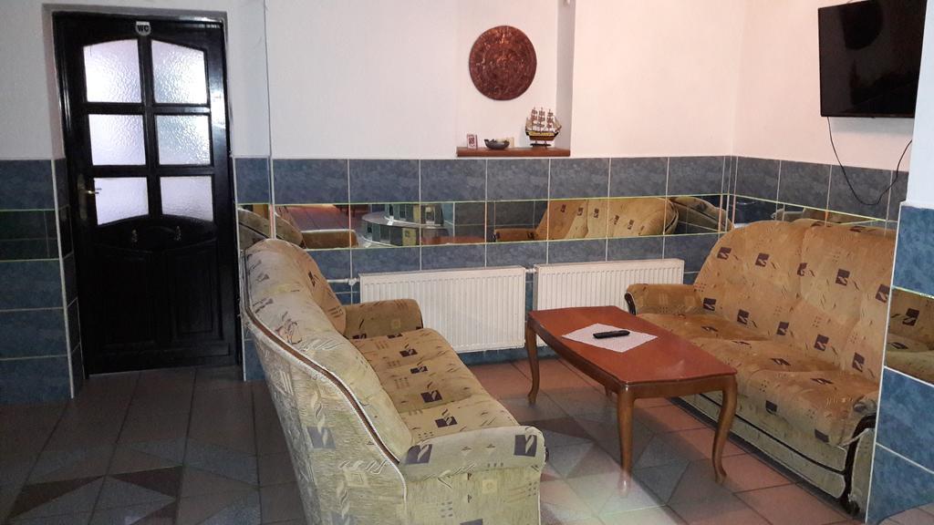 Motel Kotva Ivanka pri Dunaji Esterno foto