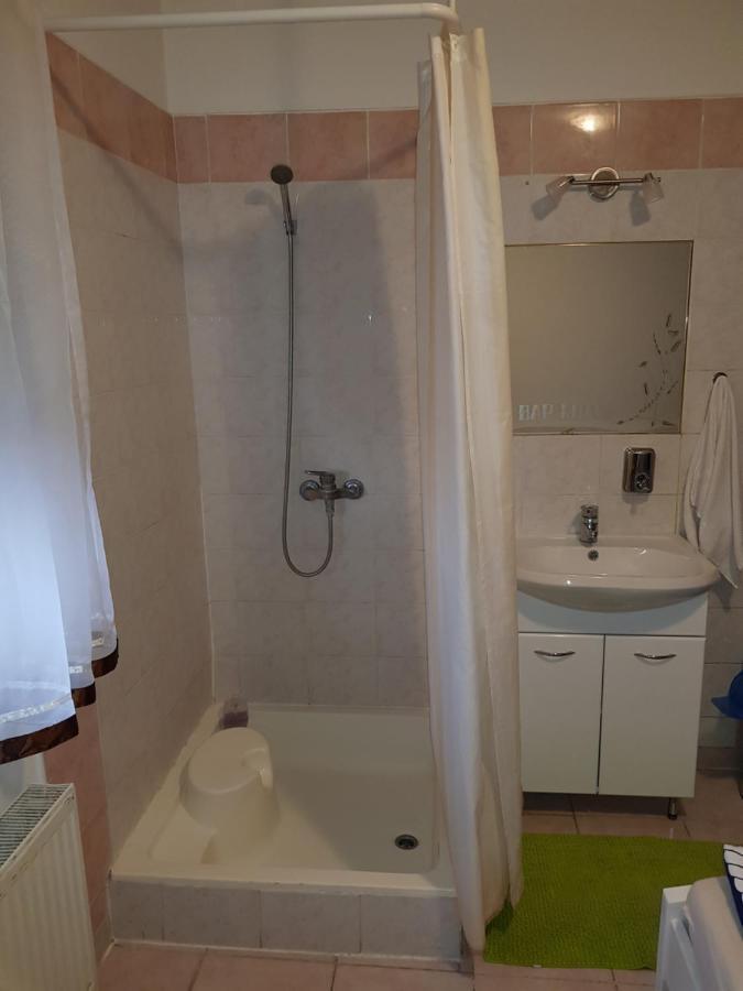 Motel Kotva Ivanka pri Dunaji Esterno foto
