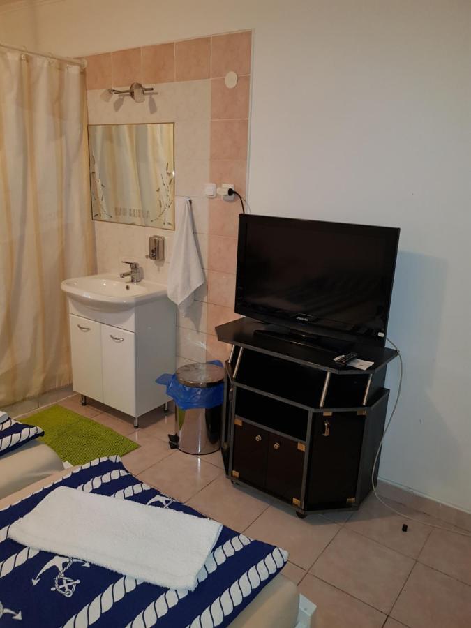 Motel Kotva Ivanka pri Dunaji Esterno foto